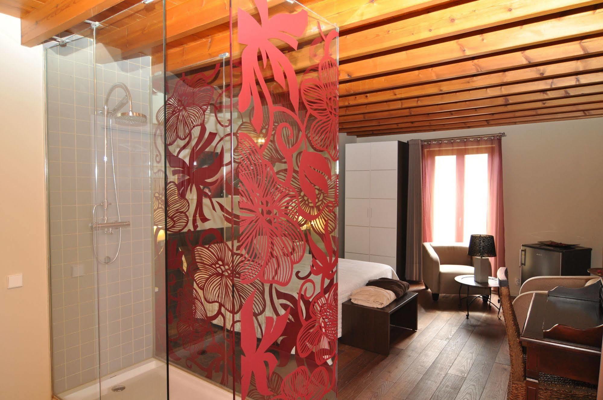 Hostal De Cabrit Sant Mateu Bagian luar foto